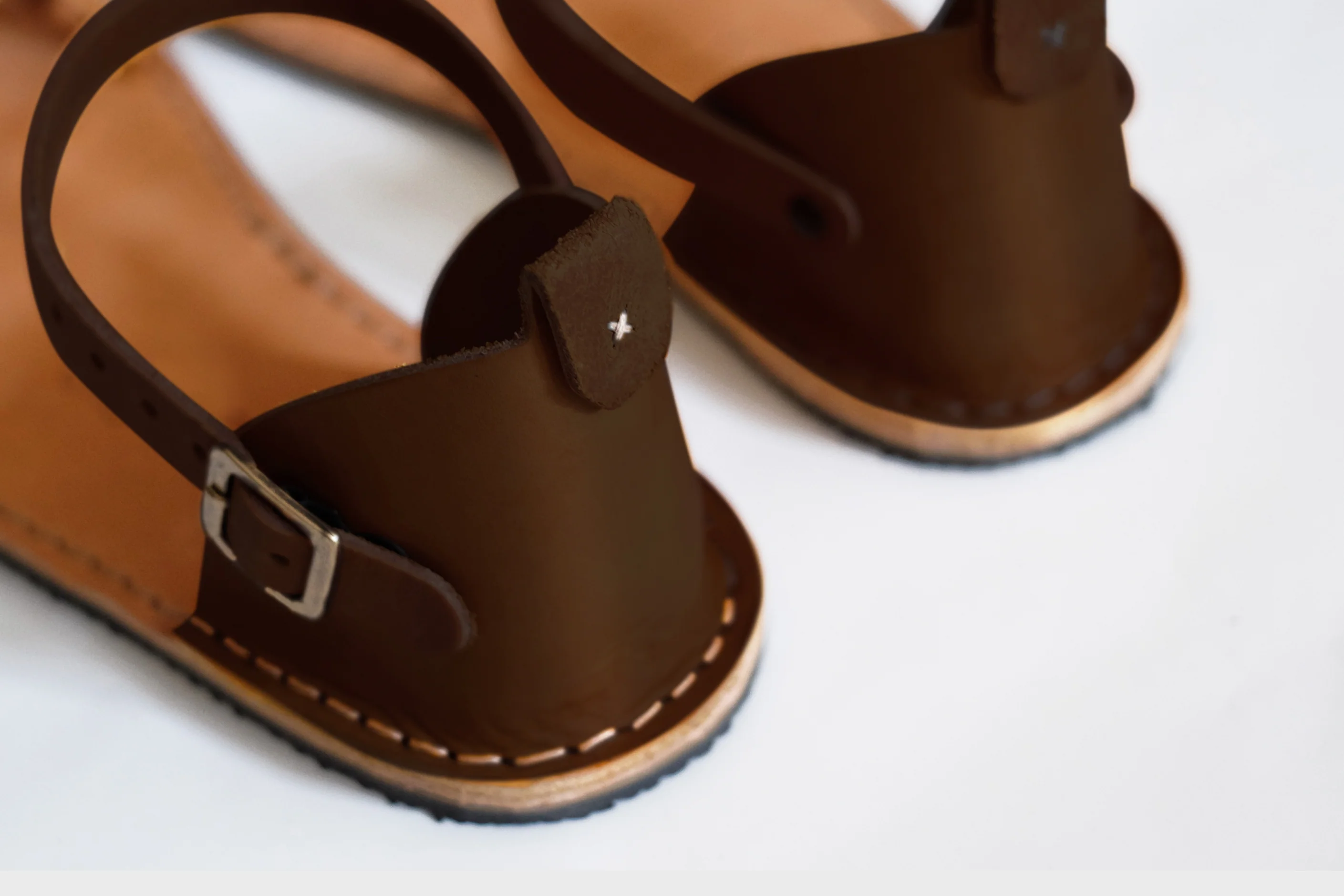 Febo Cross Barefoot - Bunker - Image 2
