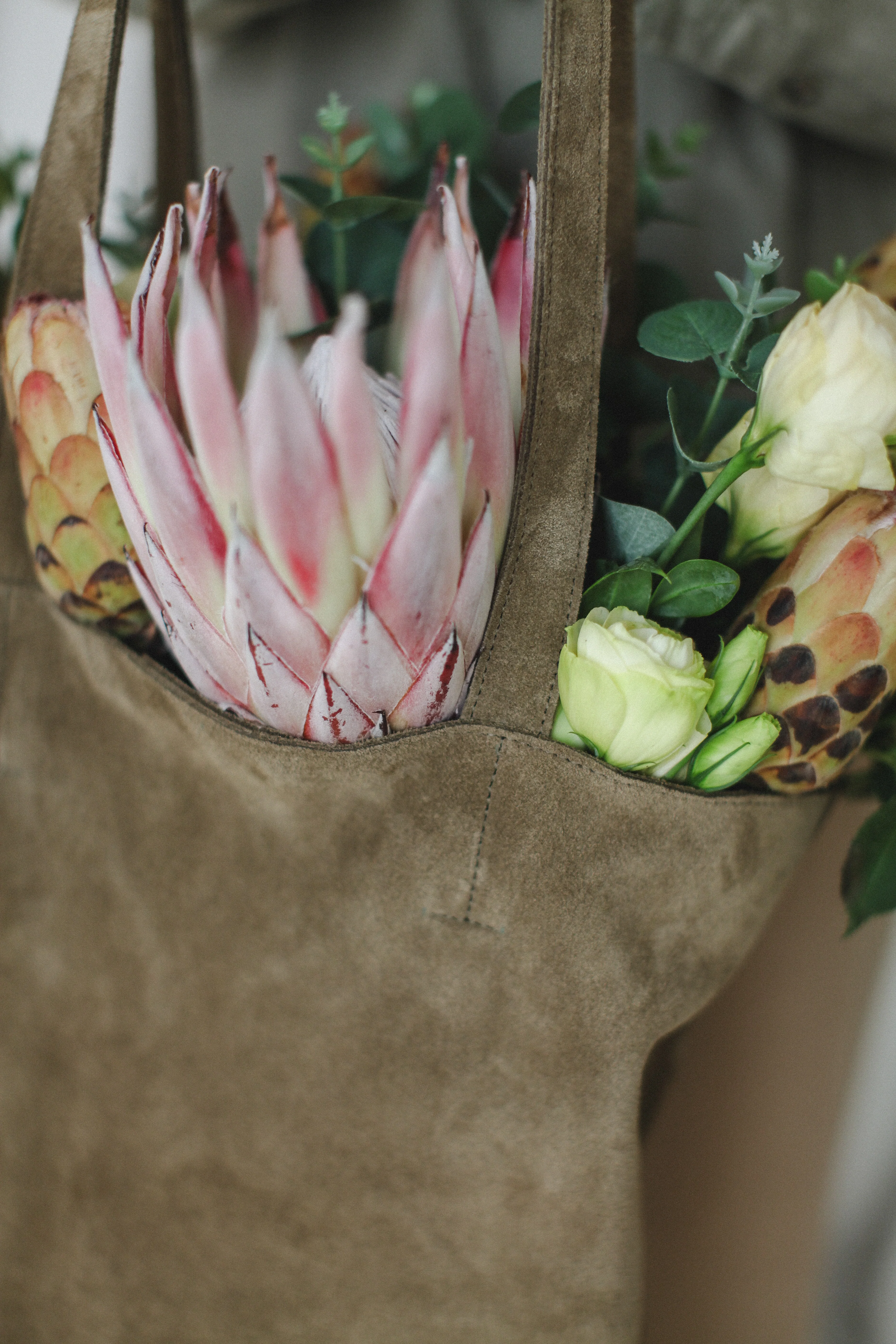 M Tote Bag - Tundra - Image 5