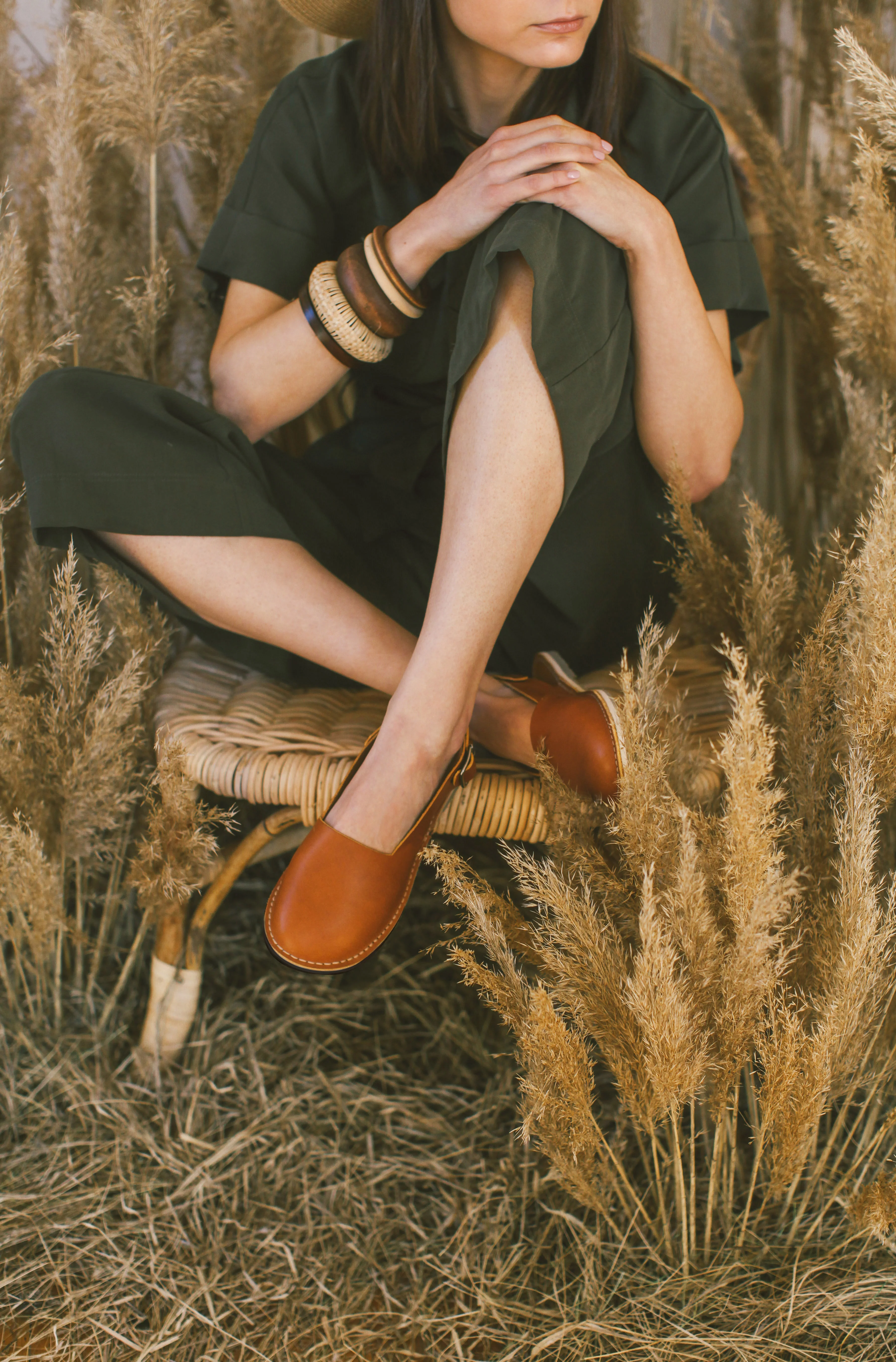 Olive Barefoot - Ambra - Image 3