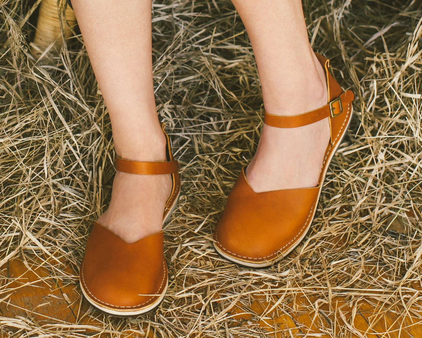 Trevi Leaf Barefoot - Ambra